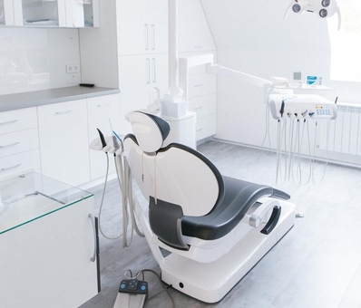 Dentist-orthodontist of the clinic «Your Dentist» in Kiev. Apply for a discount. 1