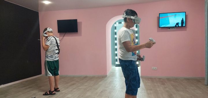 Virtual reality club Mid in Kamenskoye