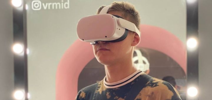 Virtual reality club Mid in Kamenskoye