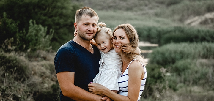 Family photo session from professional photographer Tamara Levina. Order according to special offer 19