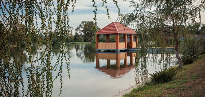 Готель Іллара в Іршаві. Відвідуйте акцію 58