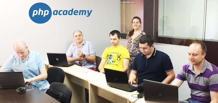 Знижки на курси від навчального центру «php academy» 2