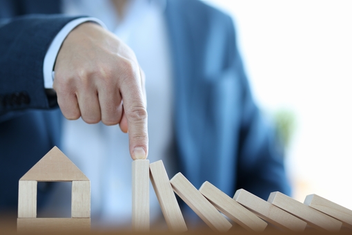 Straxovka online insurance service. Promotion