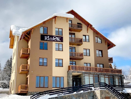 Hotel Rich Oak in Yablunytsia. Visit for promotion 21