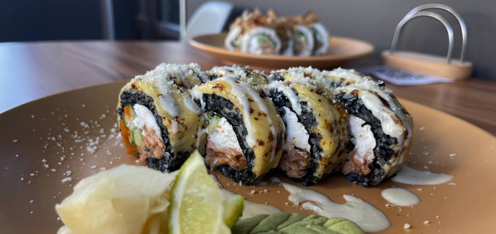 Sushi Experts sushi delivery service. Order with promotion 4