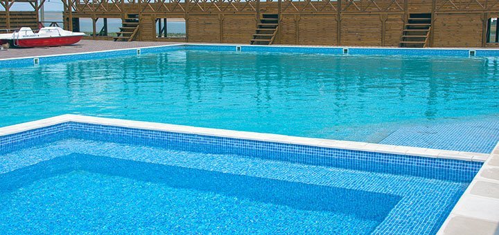Outdoor pool at the Panorama spa hotel in Kirillovka. Book rooms for the promotion.