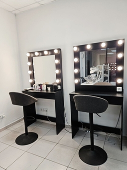 Eremeeva Nails Nail Studio. Get a special offer for 14 days.