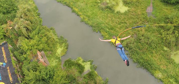 Роупджампінг у Яремчі «ActiveDay». Замовляйте квитки на акції.