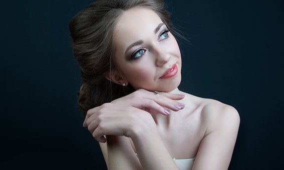 Портретна фотографія від фотографа Світлани Цупікової у Києві. Записуйтесь на фотосесію зі знижкою.