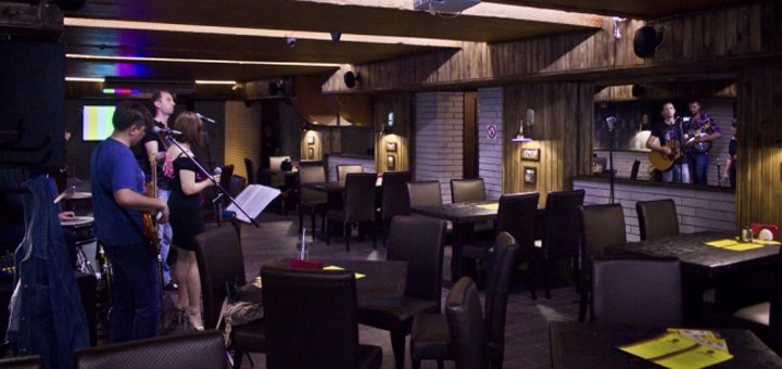 Discount on drinks at babai local pub
