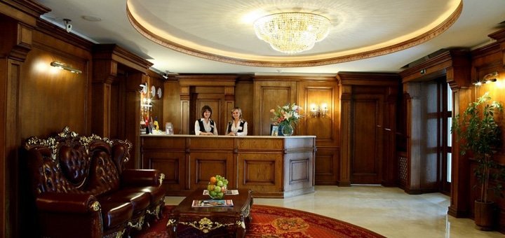 Receptionist at the SPA-hotel "Promenade" in Truskavets. Book rooms at a discount.