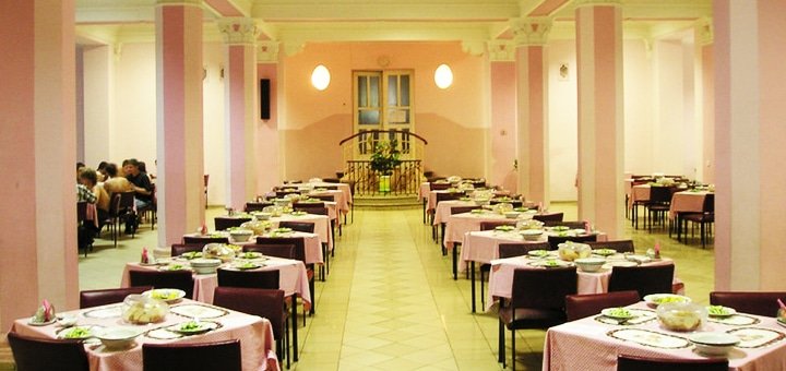 Restaurant in the sanatorium "Ukraine" in Vorzel. Book vouchers for the promotion.