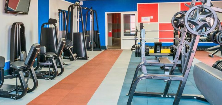 Сквош у фітнес-центрі SquashFitCenter у Львові. Купуйте абонемент зі знижкою. 2