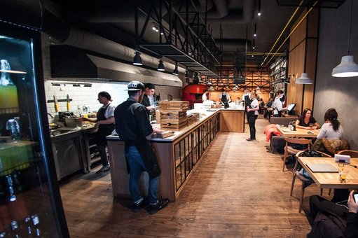 The interior of the restaurant "Fabbrica". Book a table at a discount
