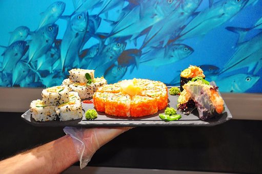 Fish shop-restaurant &quot;flagman&quot;. discounts on dishes