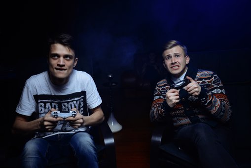 Cyberclub «Gameplay cyberlounge» in Kiev. Come for the promotion.