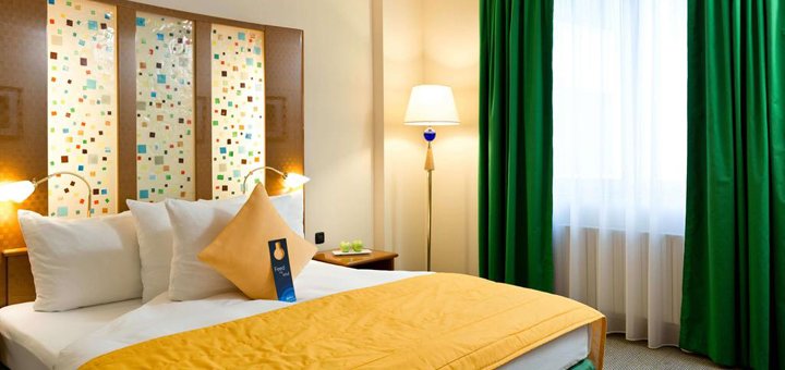 Номер в отеле «Radisson Blu Hotel» в Киеве. Забронировать номер со скидкой. Отели в центре Киева.1