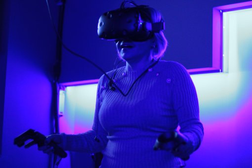 Virtual reality club "MirVR" in Odessa. Book the time of the game for the promotion.