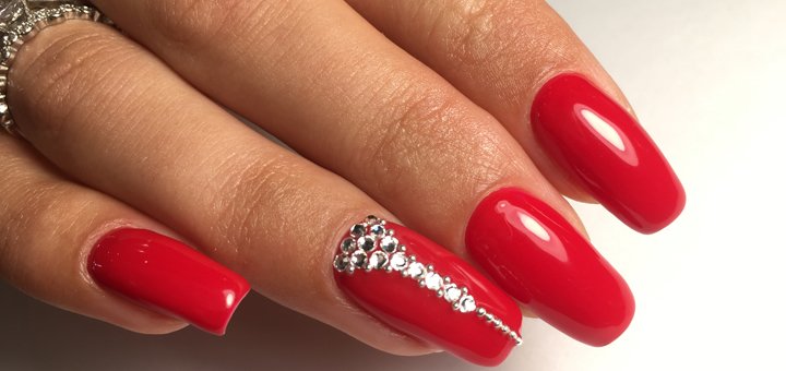 Класичний манікюр у салоні «Beauty Pro» у Харкові. Замовляйте зі знижкою