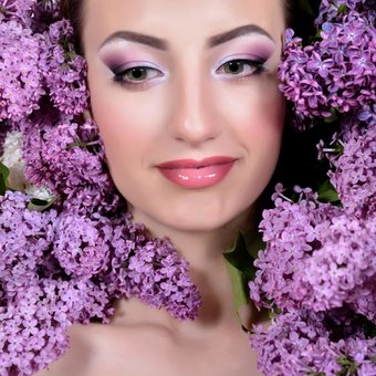 Visage in the Eclipse beauty salon in Nikolaev. Sign up for makeup on the stock.