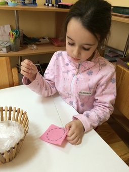 Handicraft circles at the Montessori microschool in Dnipro. Sign up with a discount