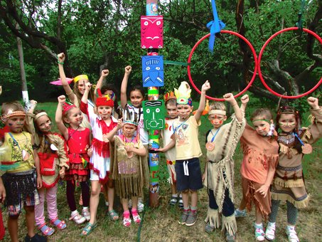 Summer camp at the "Montessori" microschool in Dnipro. Sign up with a discount
