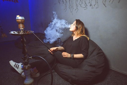 Cozy atmosphere in the hookah "Hookah nights air" in Kiev. Order cheap