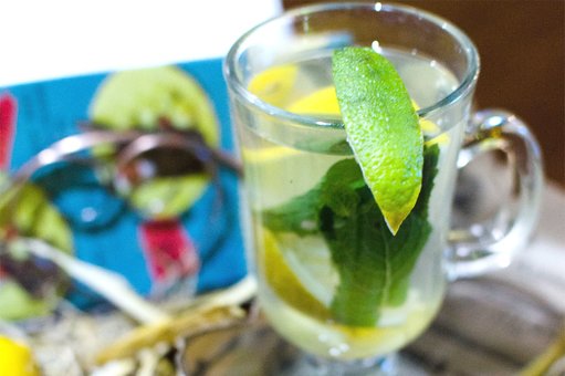 Cocktails in the cafe "Tarabar" in the Dnieper. Order at a discount